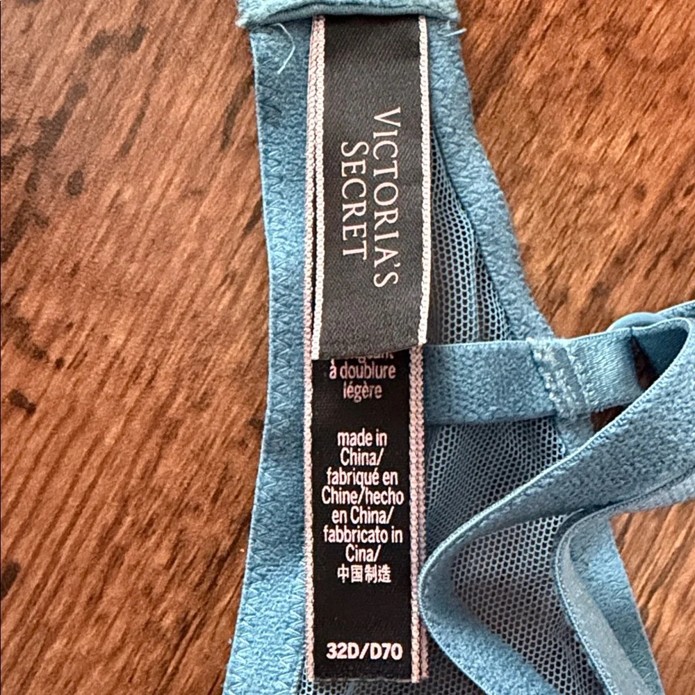 Victoria's Secret Teal Lace “Very Sexy” Bra - Picture 6 of 7